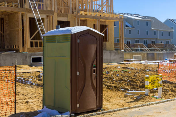 Best Portable bathroom rental  in Barberton, OH
